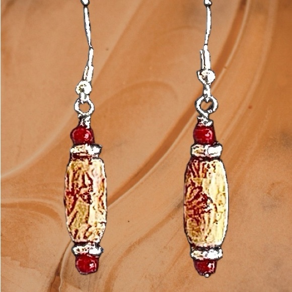 UNIQUE HANDMADE PAINTED WOOD AND SILVER EARRINGS - Picture 3 of 4